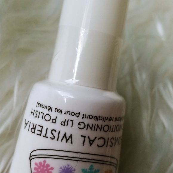 Seraphine Botanicals Whimsical Wisteria Lip Polish - Picture 7 of 8